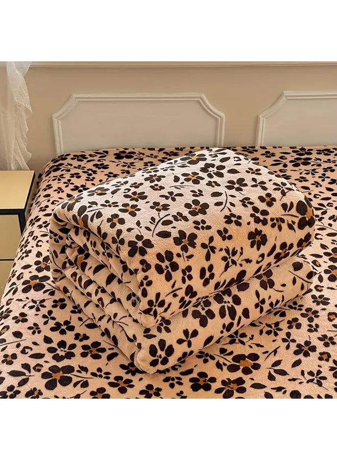 بطانية شتوية دافئة بأزهار شمسية 150x200 سم - فانيلا ناعمة مناسبة لجميع الفصول - Image 1